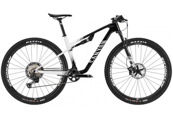 2024 Canyon Lux World Cup CF 7 Mountain Bike
